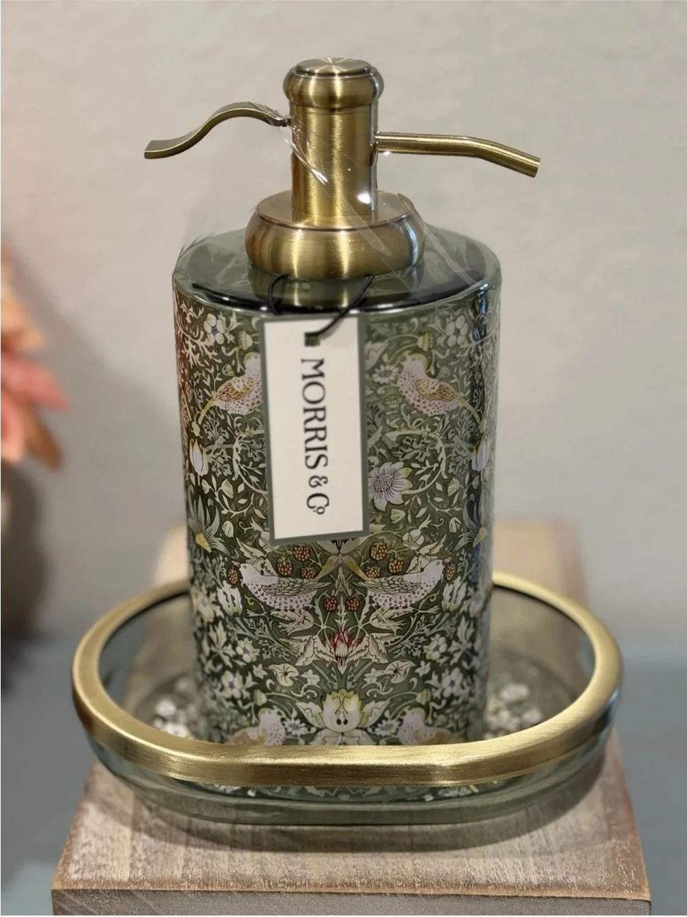 New Morris & Co Heavy Glass Green Strawberry Thief Soap Dispenser & Soap Dish